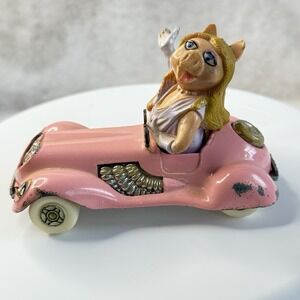 1979 Corgi Miss Piggy‎ Pink Metal Car 4in Henson Assoc. Dlightly Different